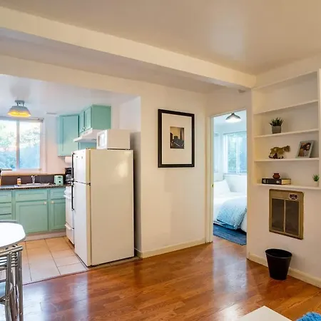 Garden Oasis Cozy Home Near Bart Shop With Parking